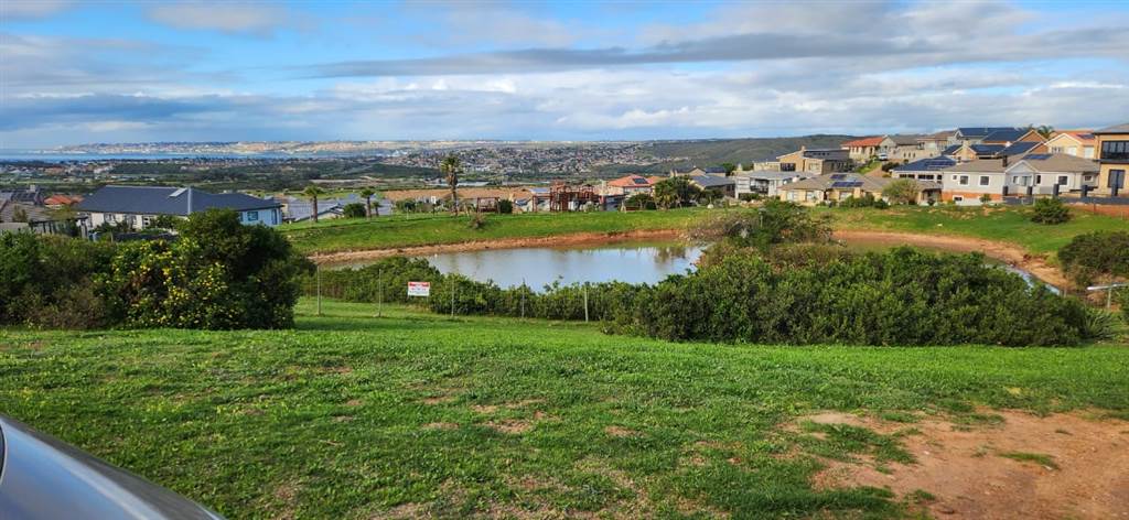 600 m² Land available in Hartenbos photo number 1