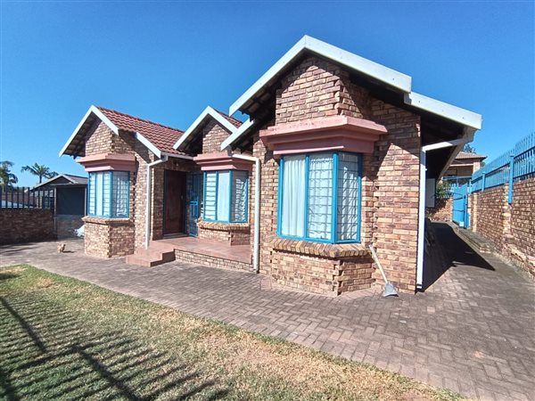 3 Bedroom House 3 Bedroom House
