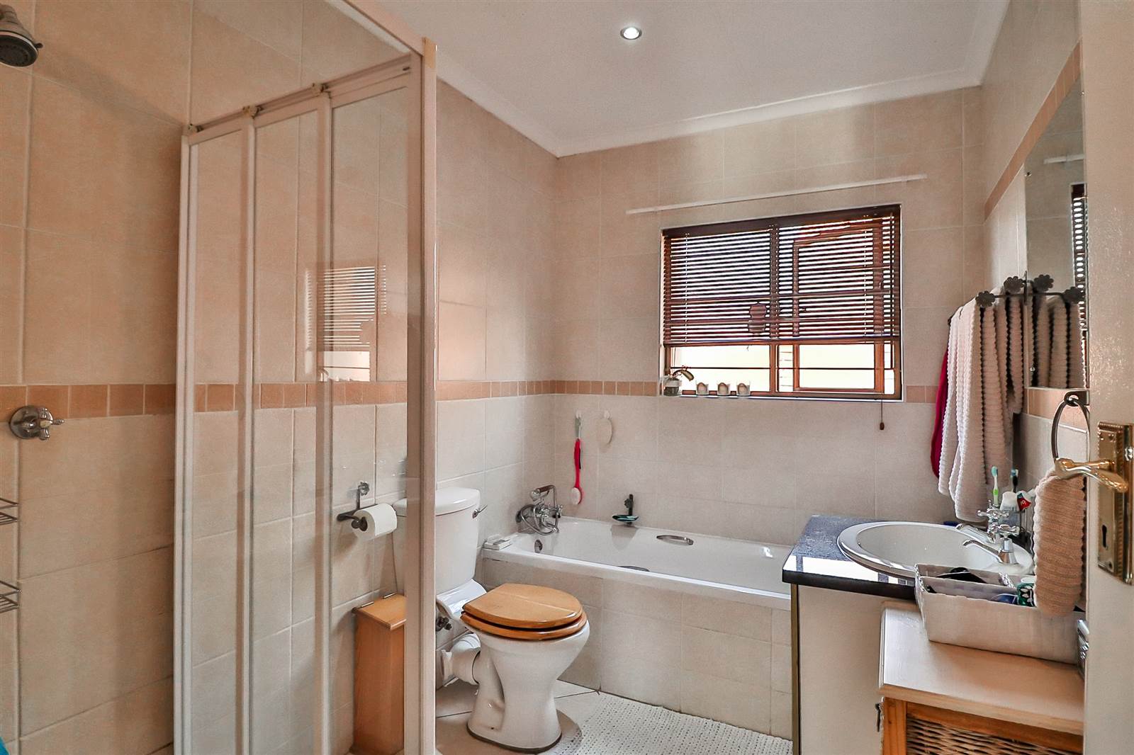 3 Bed House in Rietvlei Heights Country Estate photo number 15