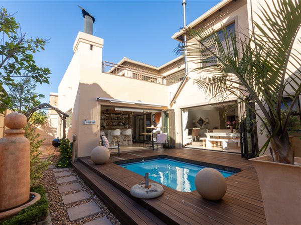 4 Bed House in Big Bay