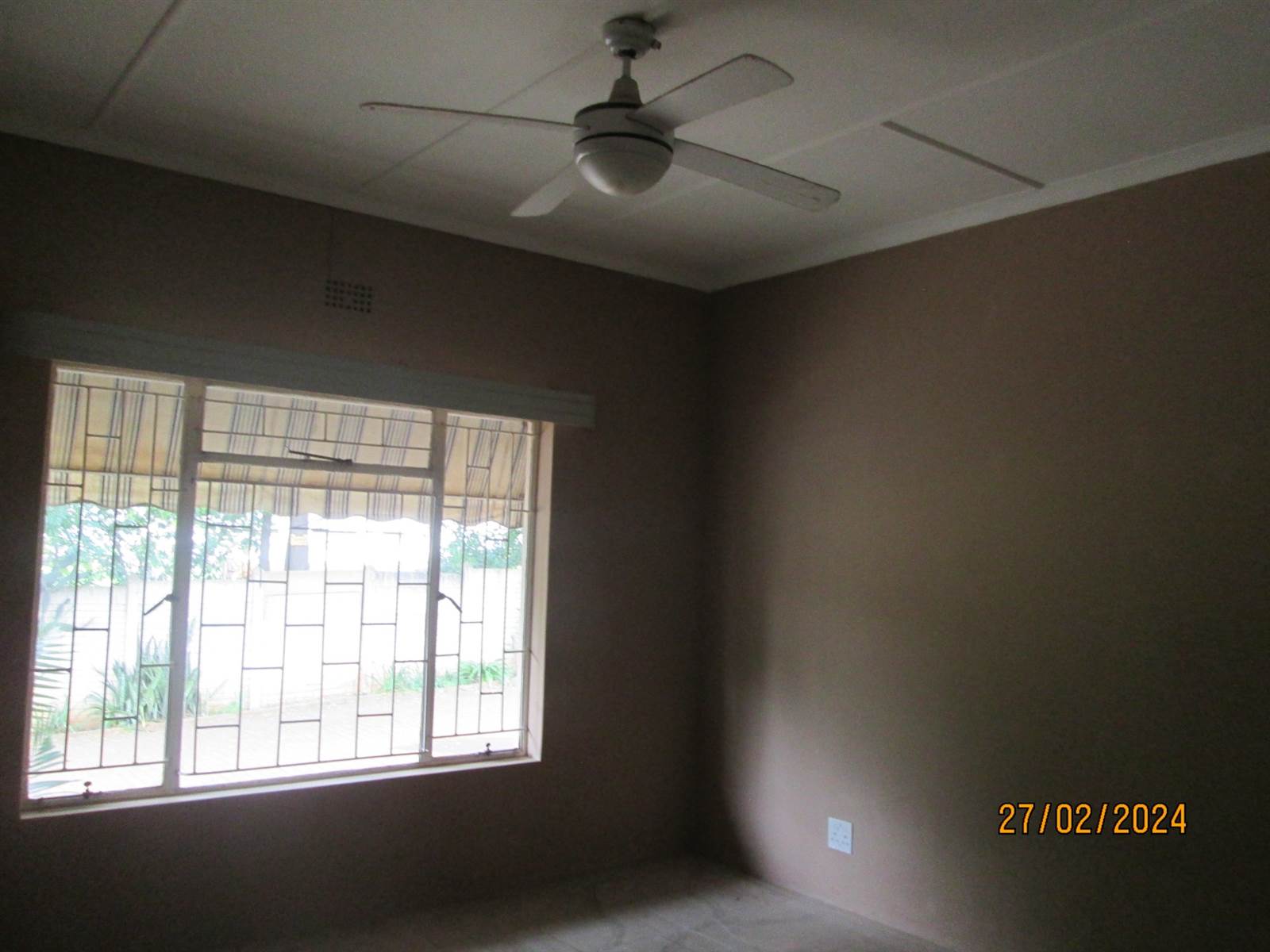 2 Bed Flat in Vryheid photo number 13
