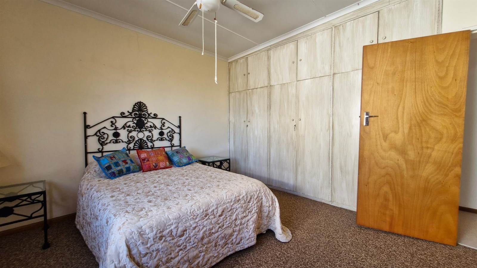 3 Bed House in Lamberts Bay photo number 15
