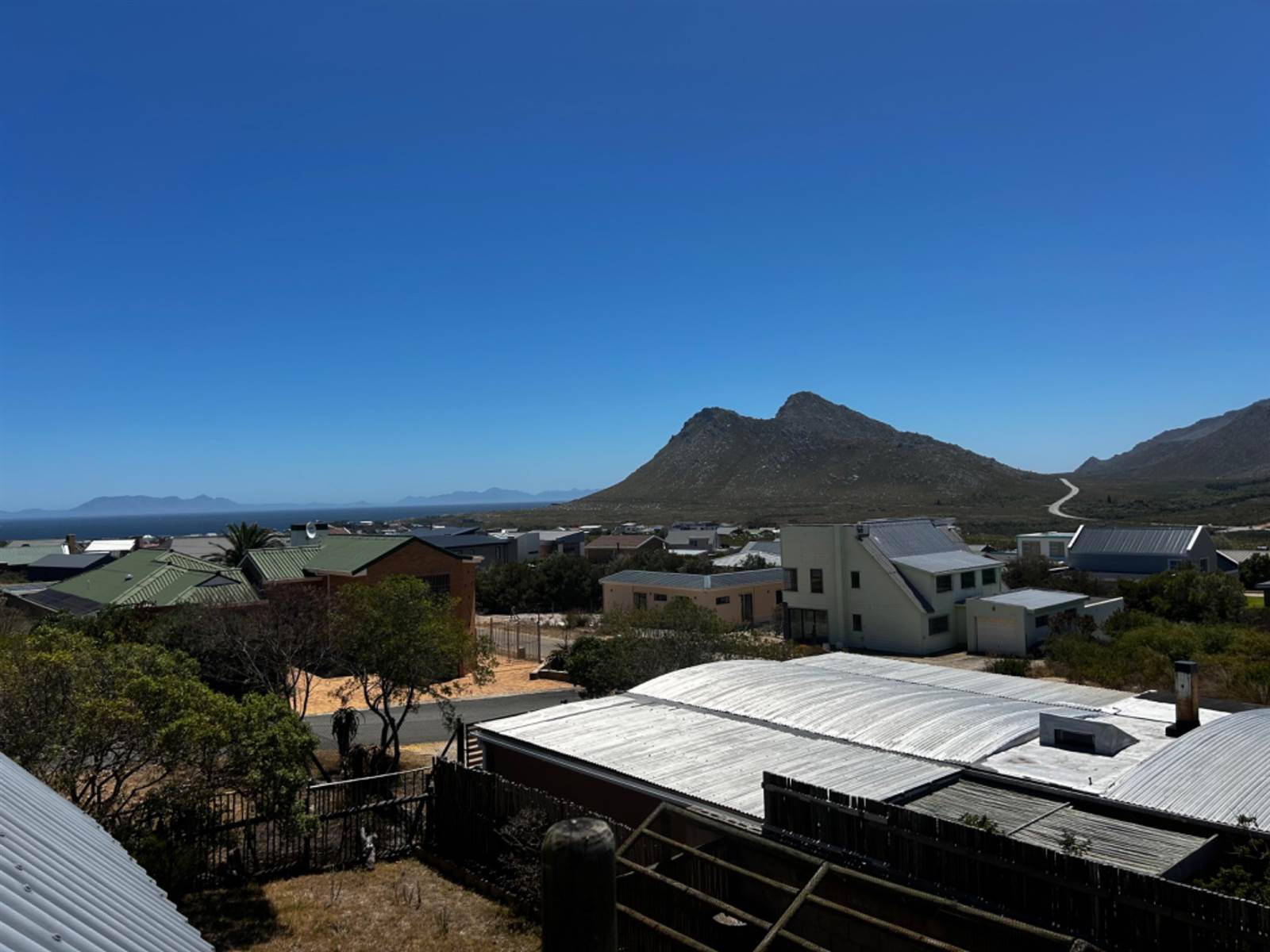 4 Bed House in Pringle Bay photo number 28