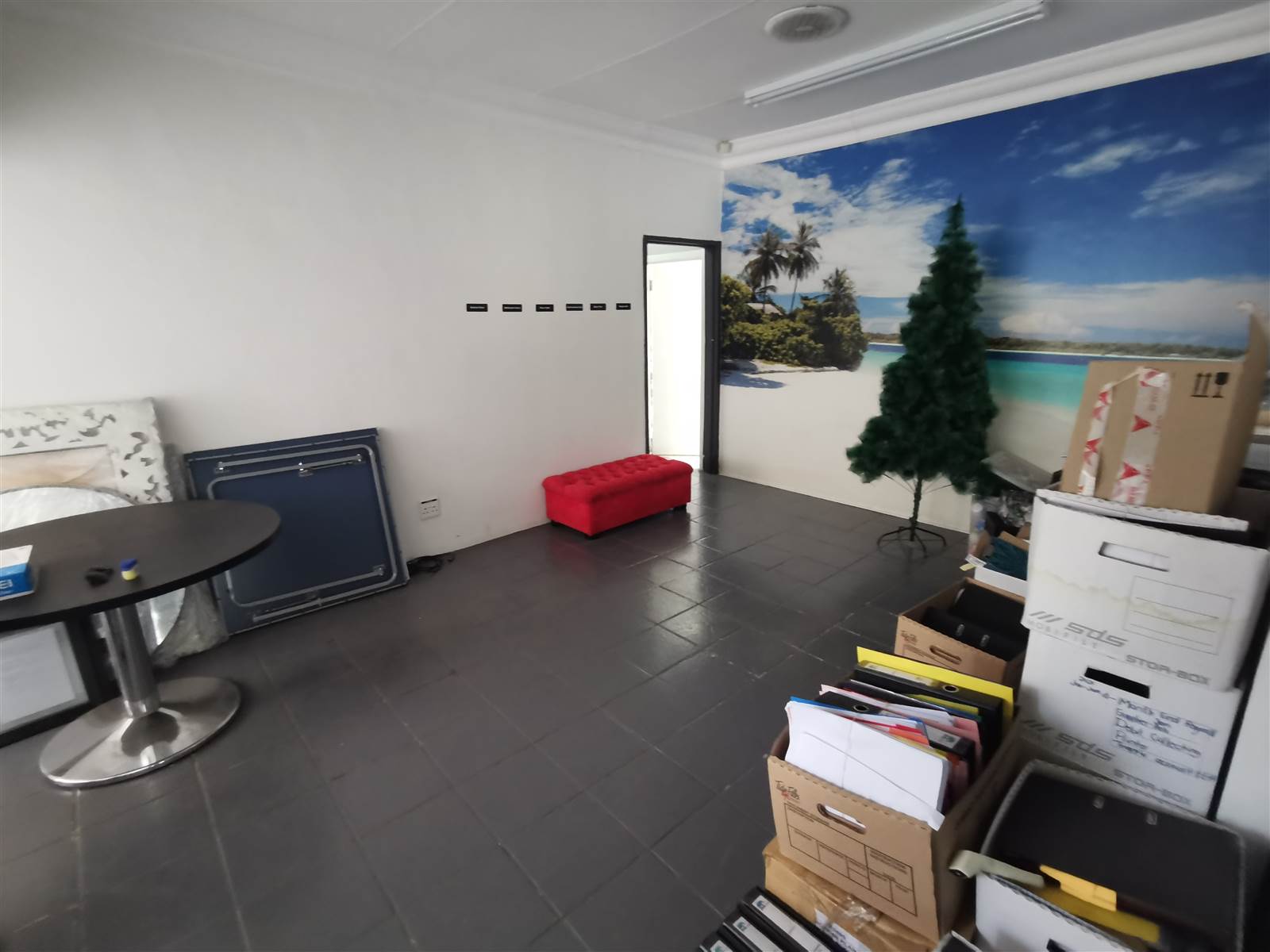 215  m² Commercial space in Flamwood photo number 10