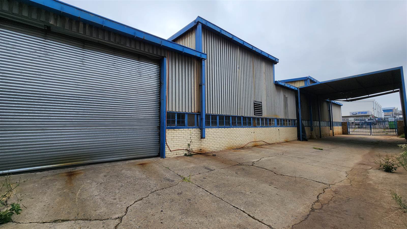 1300  m² Industrial space in Spartan photo number 1