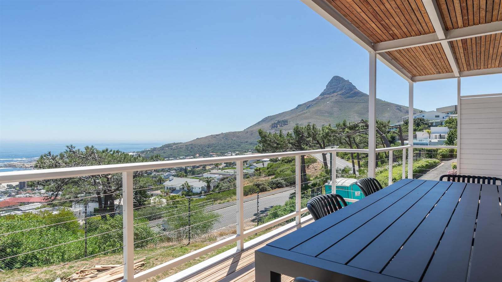 3 Bed Apartment in Camps Bay photo number 10
