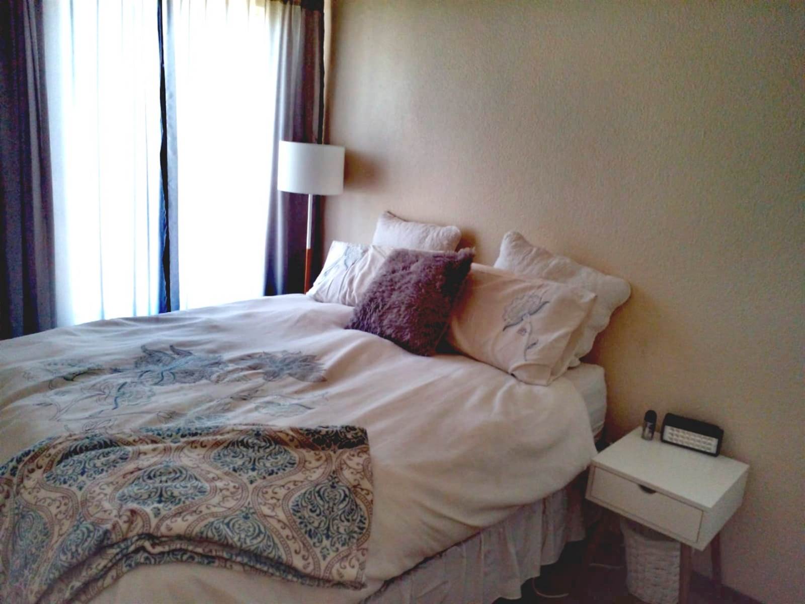 2 Bed Apartment in Jordaan park photo number 6