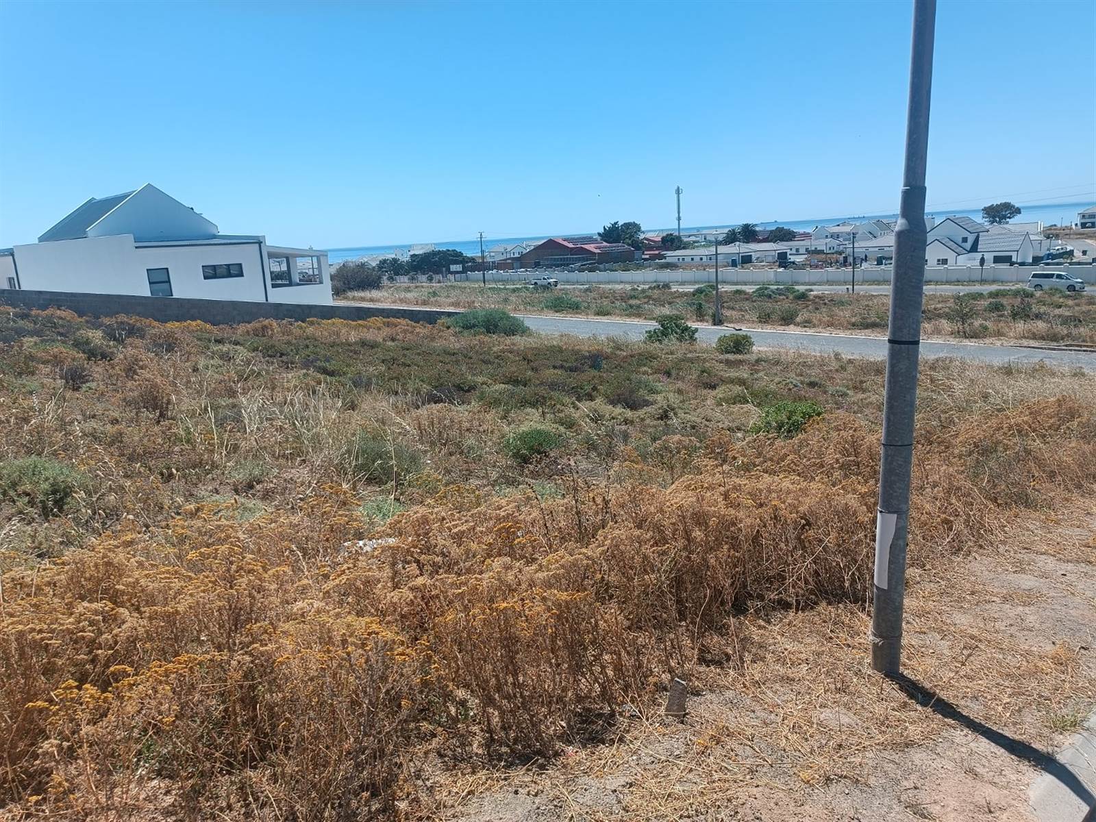 717 m² Land available in Da Gama Bay photo number 4