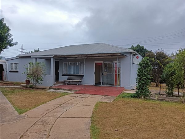 2 Bed House in Manor Heights
