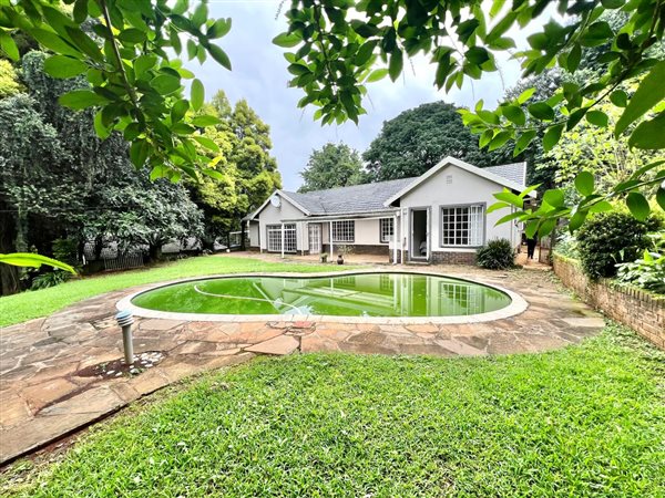 4 Bedroom House 4 Bedroom House