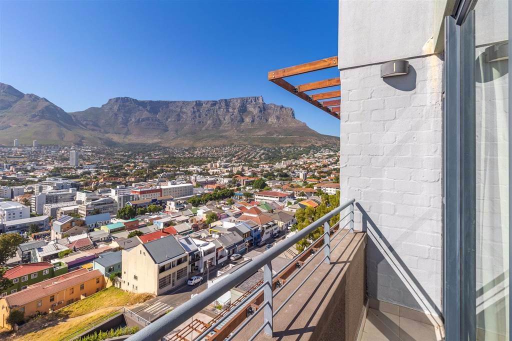 2 Bed Apartment in Bo-Kaap photo number 17