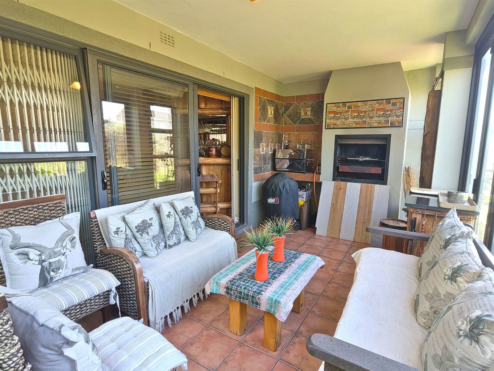 3 Bed House in Plattekloof photo number 12