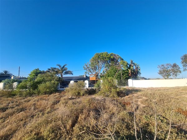 330 m² Land