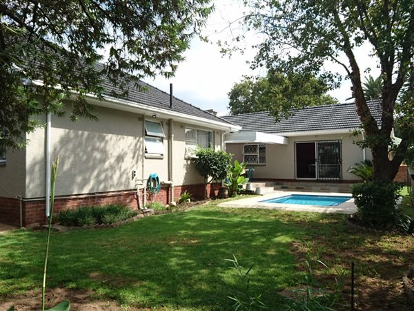 3 Bedroom House 3 Bedroom House