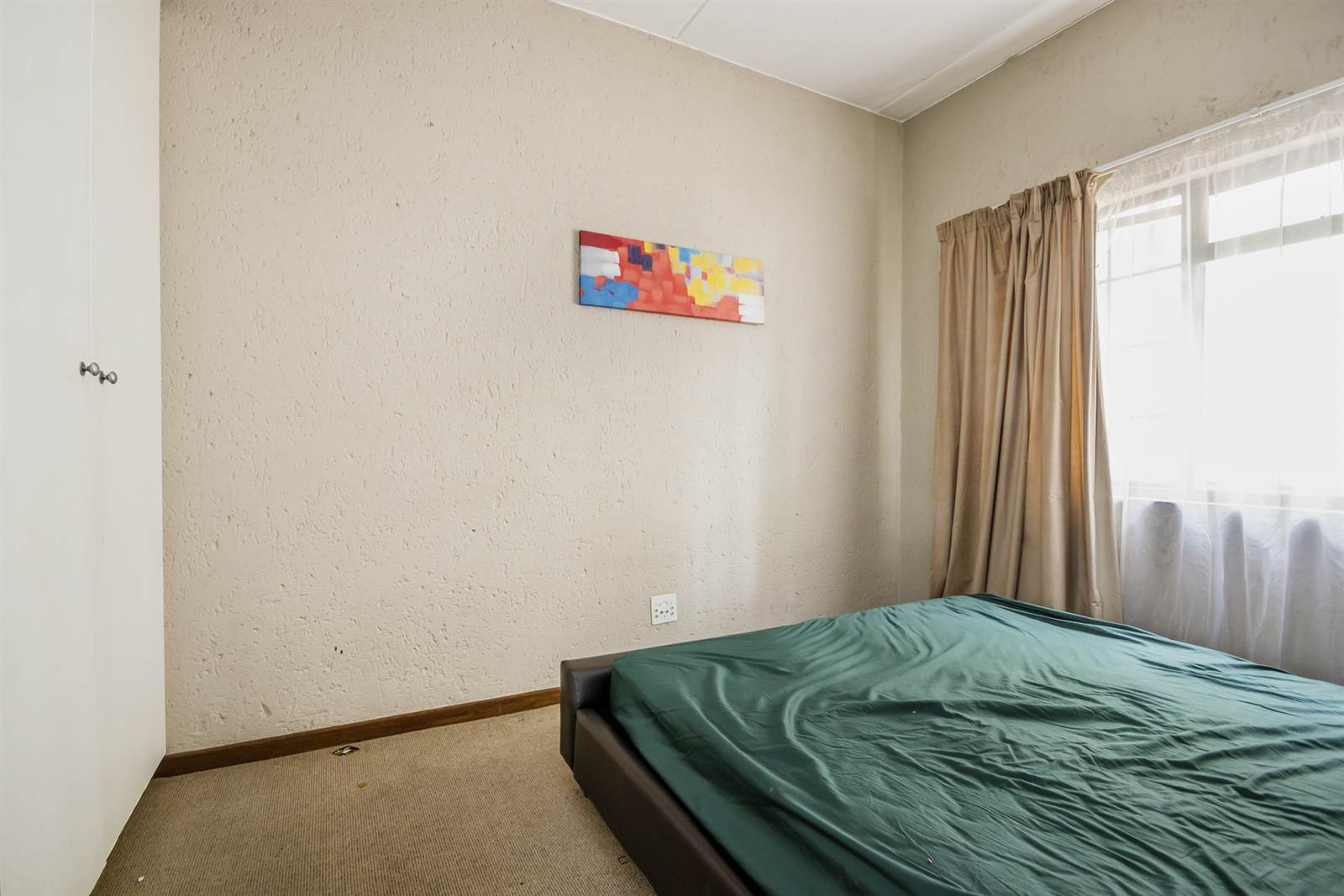 1 Bed Apartment in Paulshof photo number 11