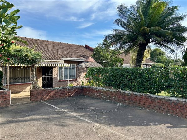 2 Bedroom Townhouse 2 Bedroom Townhouse