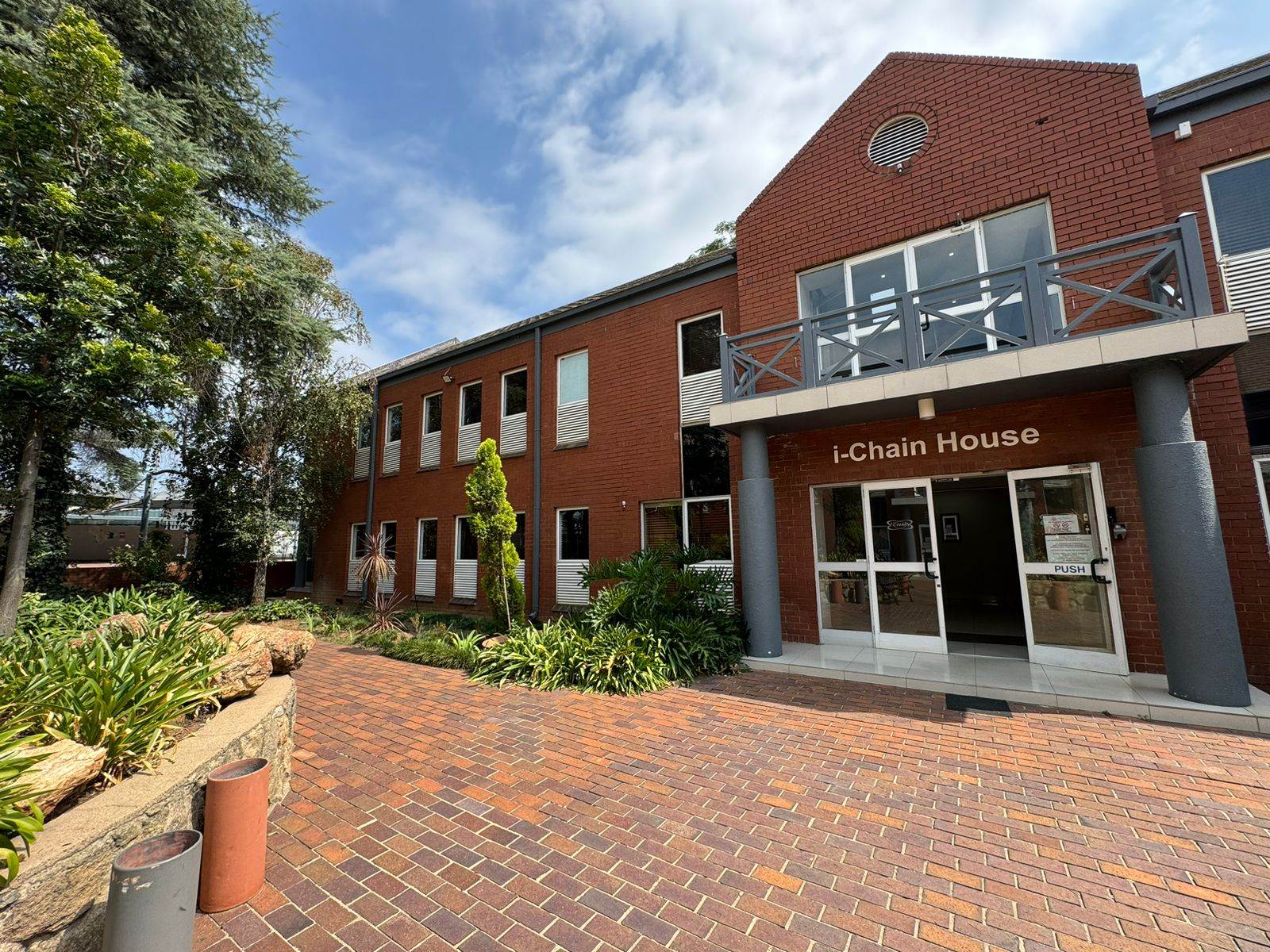 179  m² Commercial space in Rivonia photo number 5