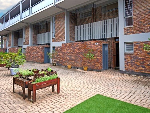 2 Bedroom Townhouse 2 Bedroom Townhouse