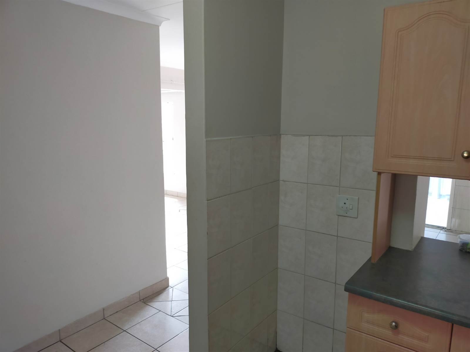 2 Bed Townhouse in Waterkloof Park photo number 20