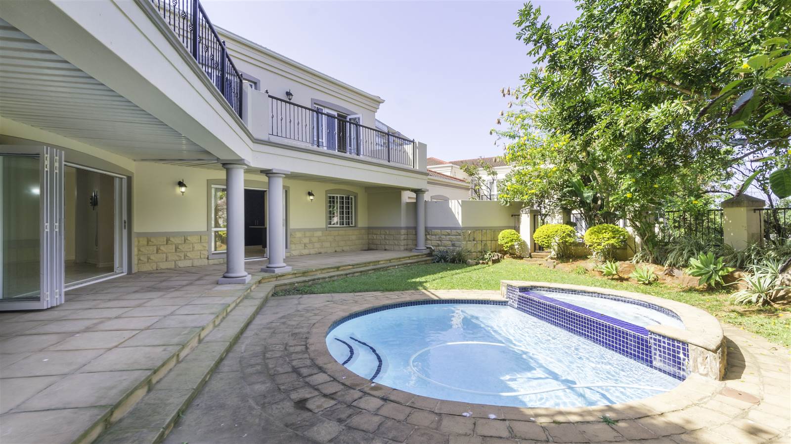 4 Bed House in Umhlanga Rocks photo number 11