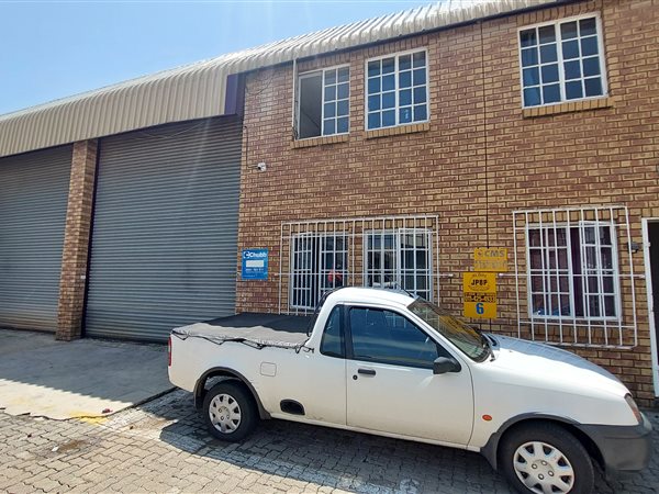 228  m² Industrial space in Jet Park