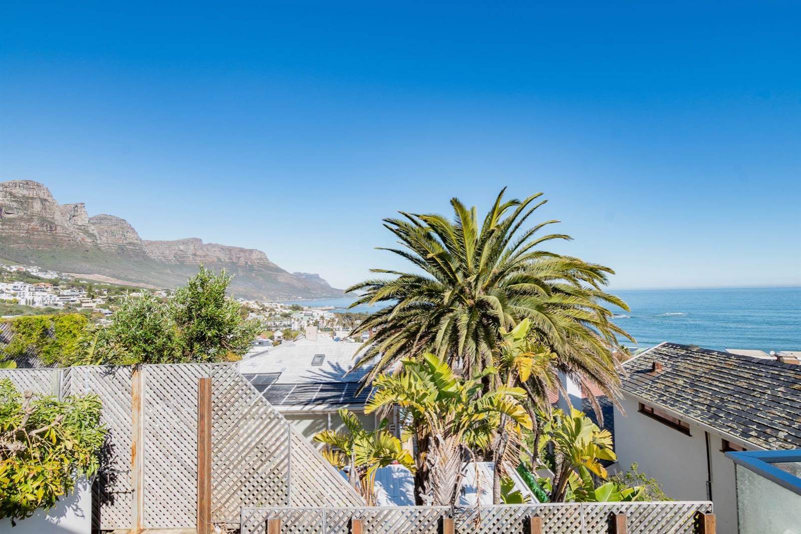 3 Bed Apartment in Camps Bay photo number 3