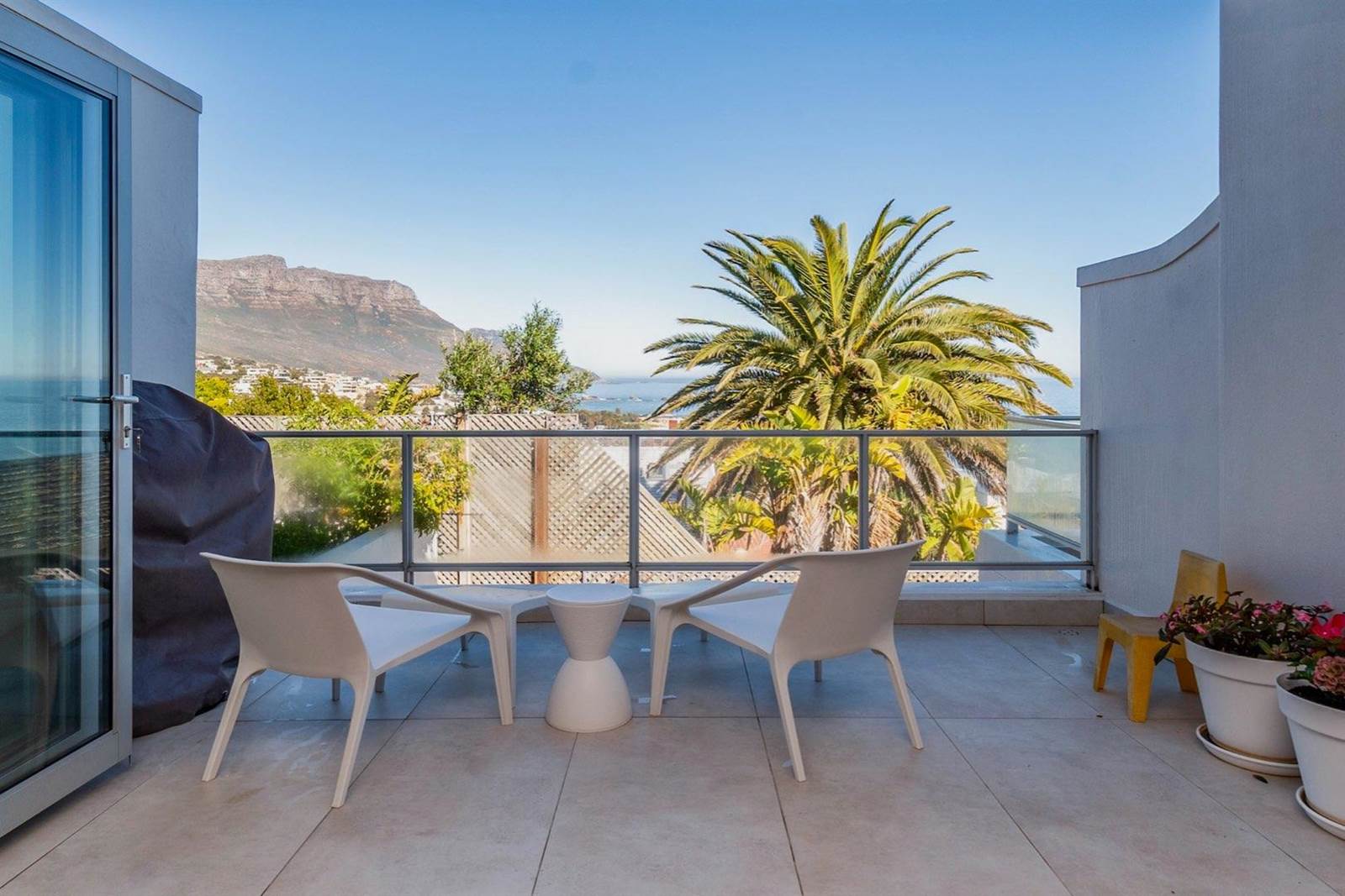 3 Bed Apartment in Camps Bay photo number 7