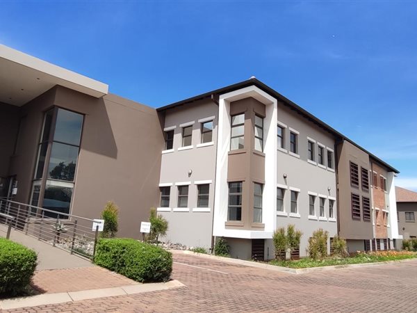 494 m² Office Space 494 m² Office Space