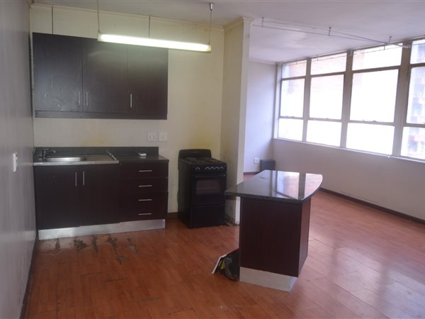 Studio apartment in Johannesburg Central