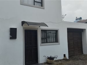 5 Bed House in Bosmont
