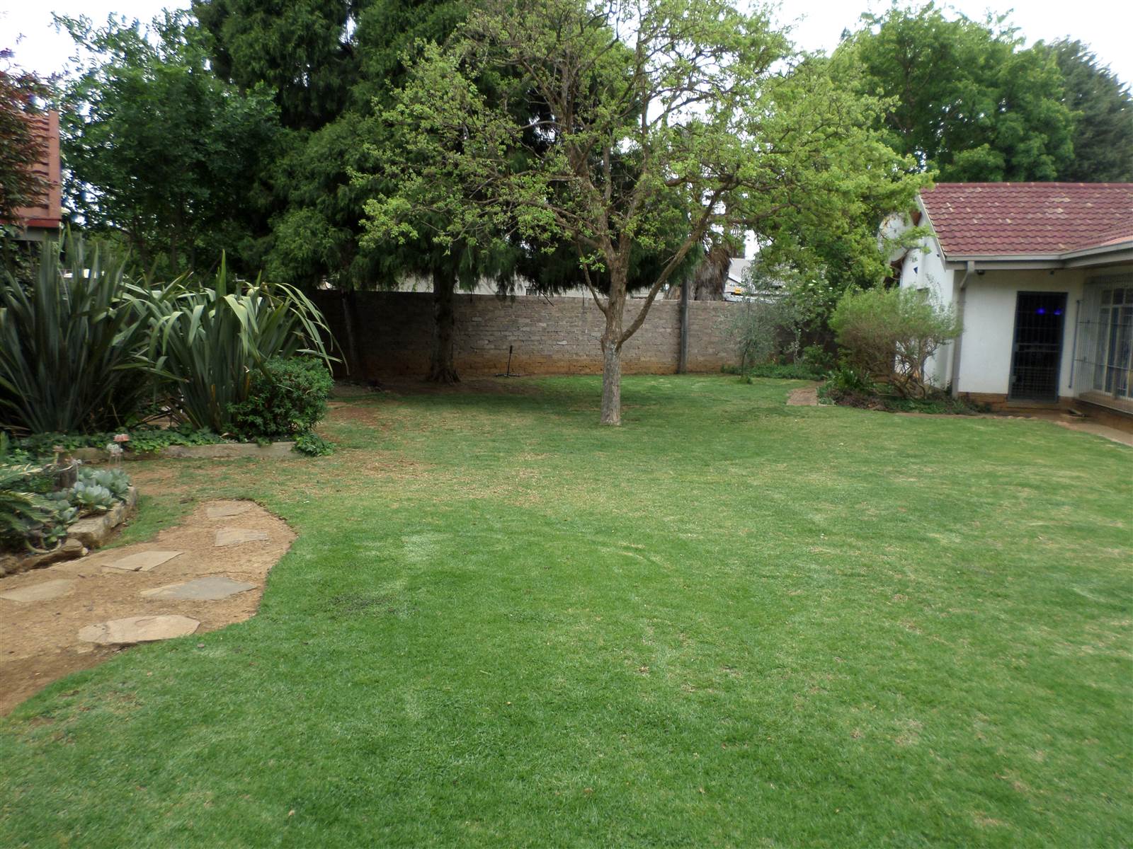 4 Bed House in Ventersdorp photo number 10