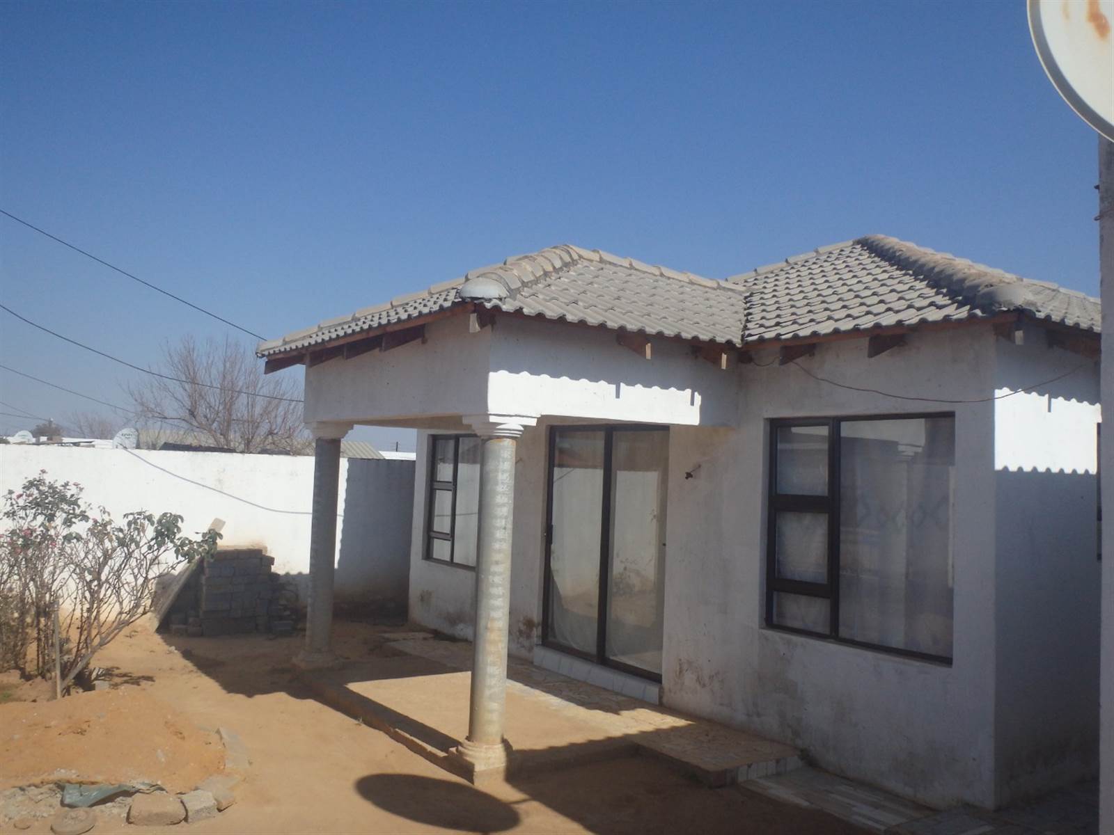 2 Bed House in Kanana Park photo number 1