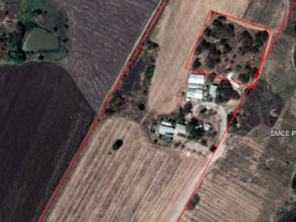 10.9 ha Smallholding 10.9 ha Smallholding