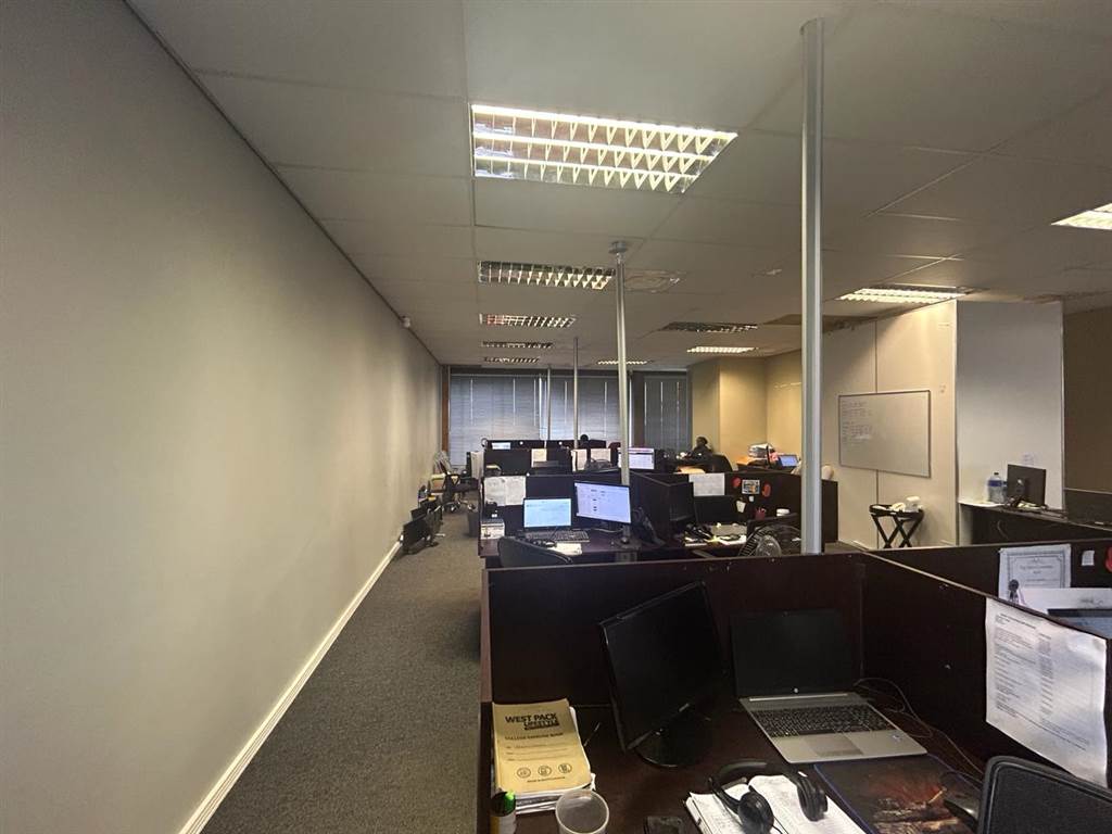 130  m² Commercial space in Umhlanga Ridge photo number 11