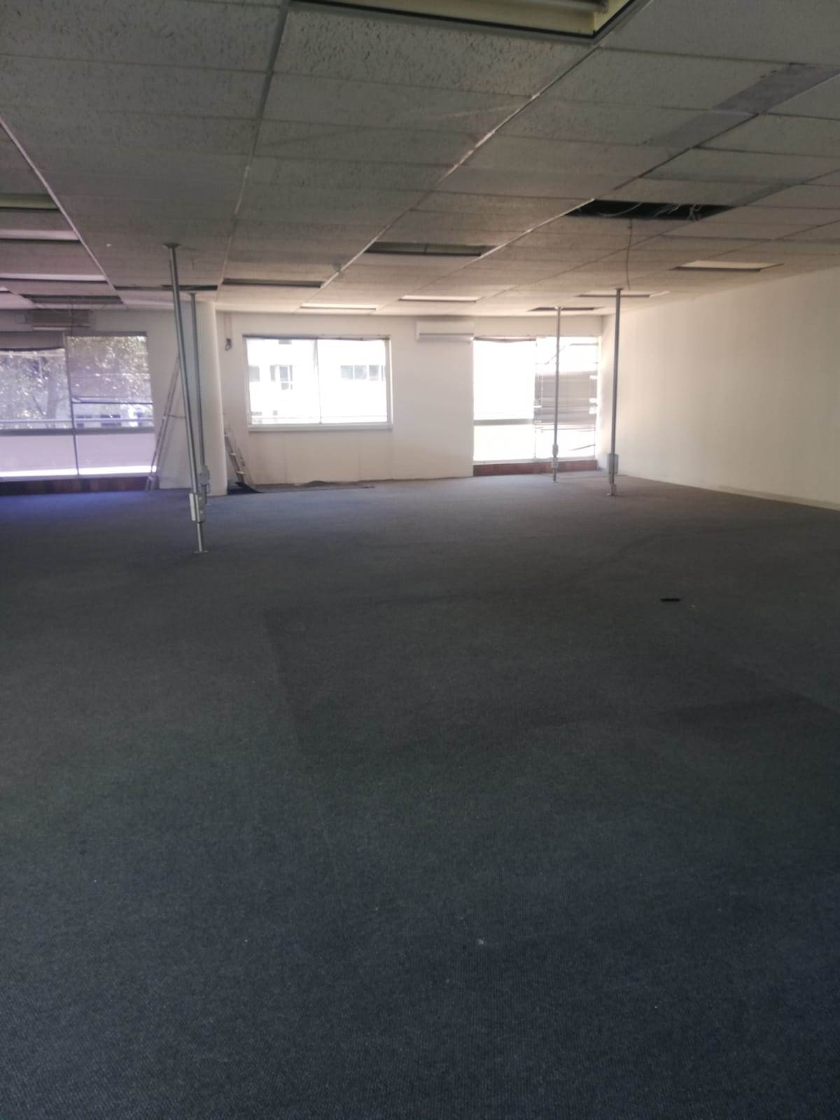 315.26  m² Office Space in Claremont photo number 7