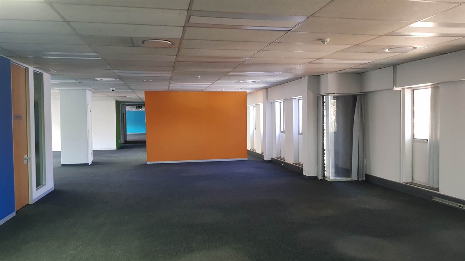 1456  m² Office Space in Bedford Gardens photo number 13
