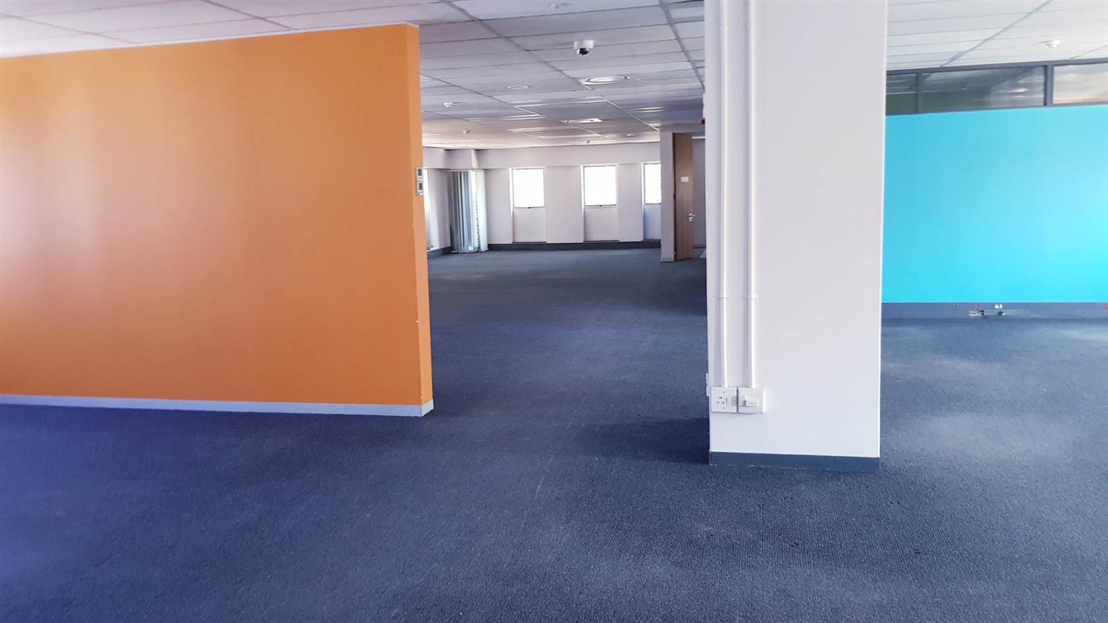 1456  m² Office Space in Bedford Gardens photo number 8