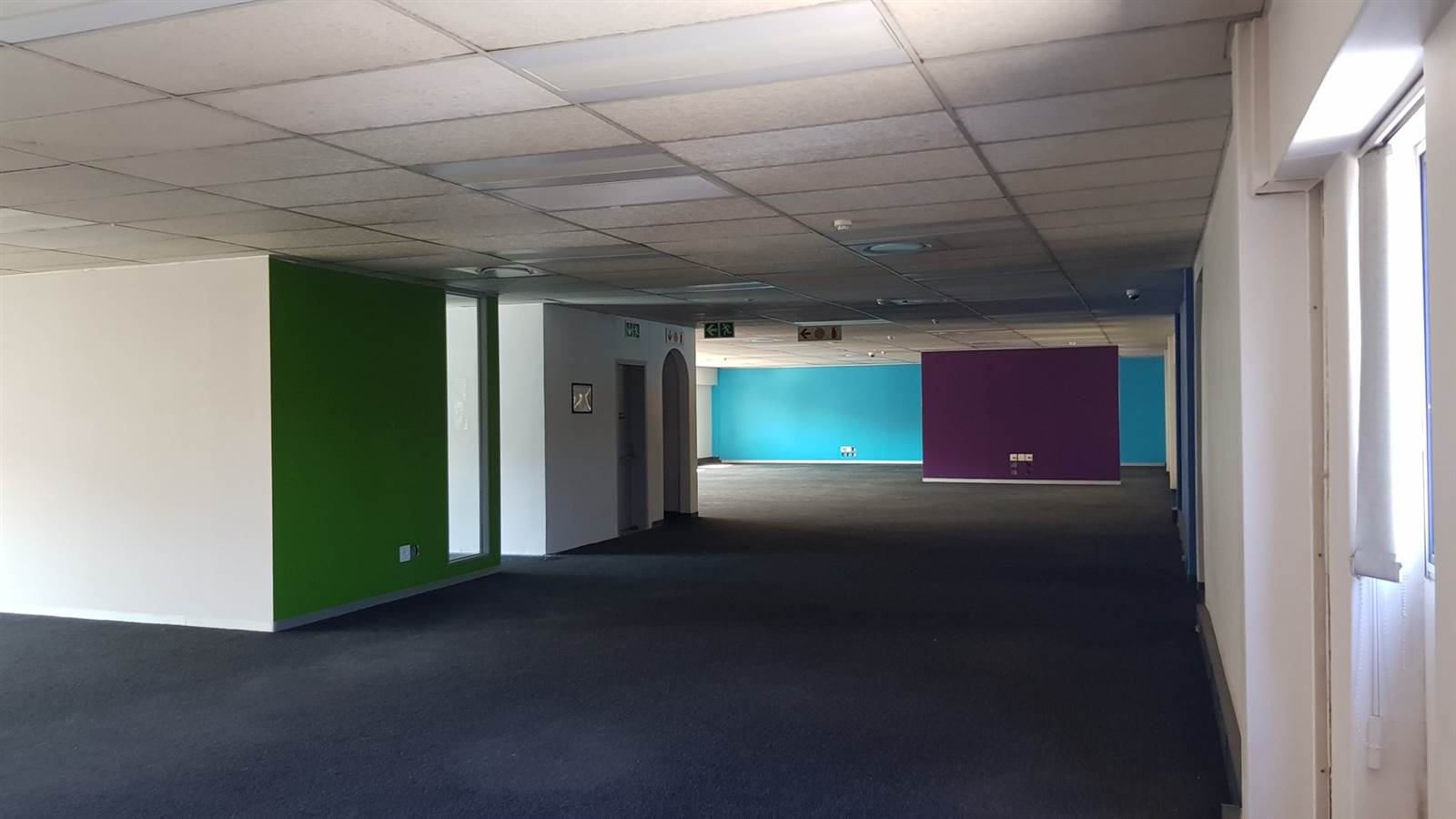 1456  m² Office Space in Bedford Gardens photo number 4