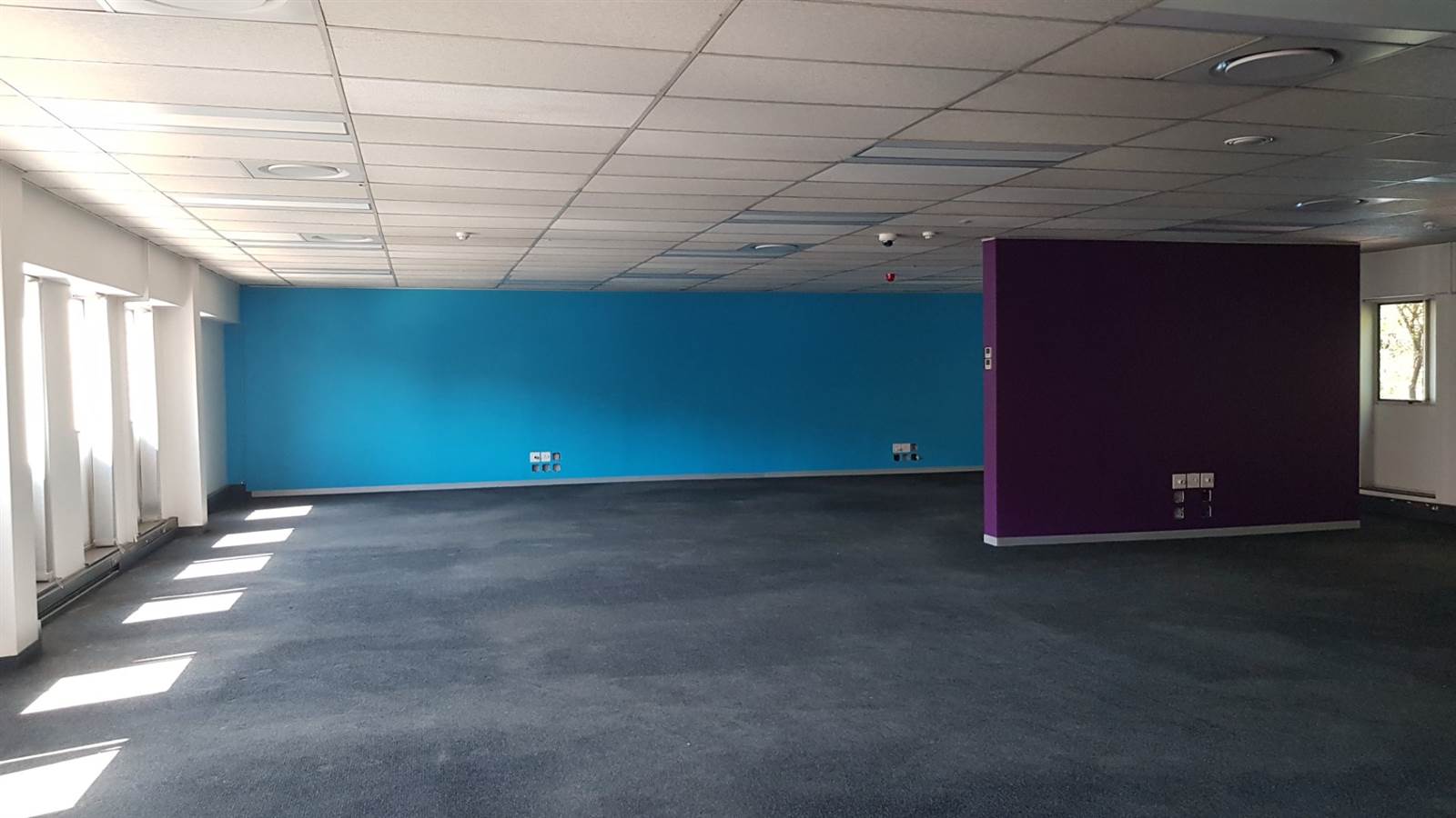 1456  m² Office Space in Bedford Gardens photo number 5