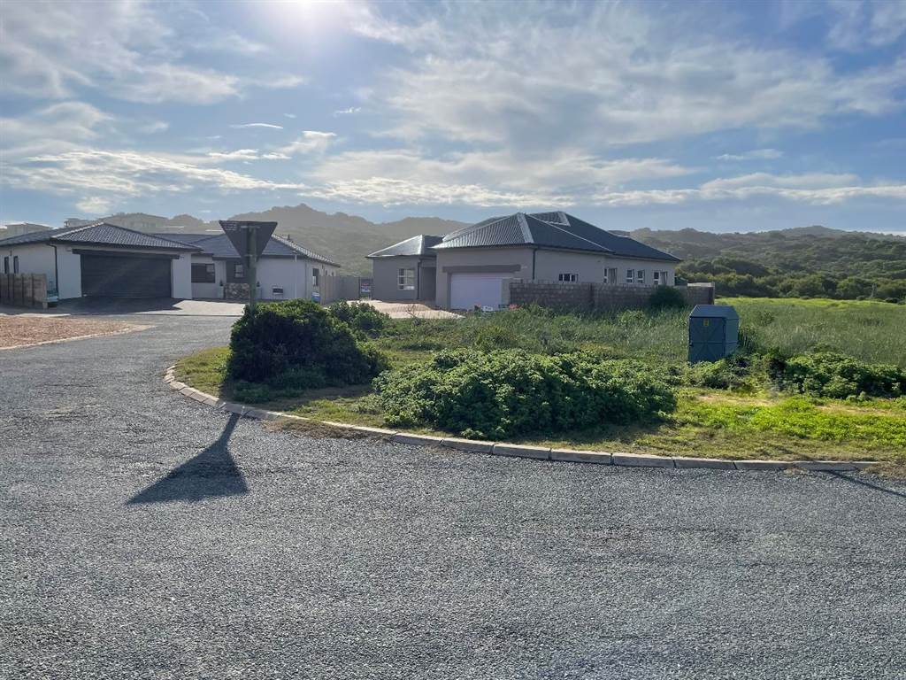 865 m² Land available in Stilbaai photo number 7