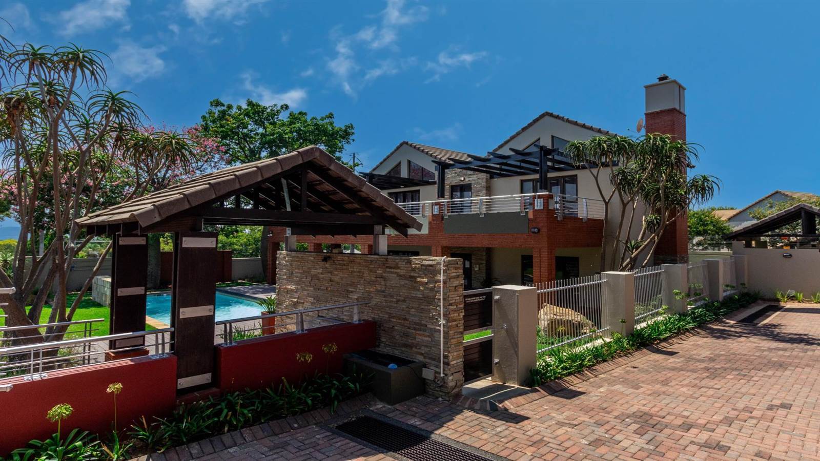 2 Bed Apartment in Lonehill photo number 23