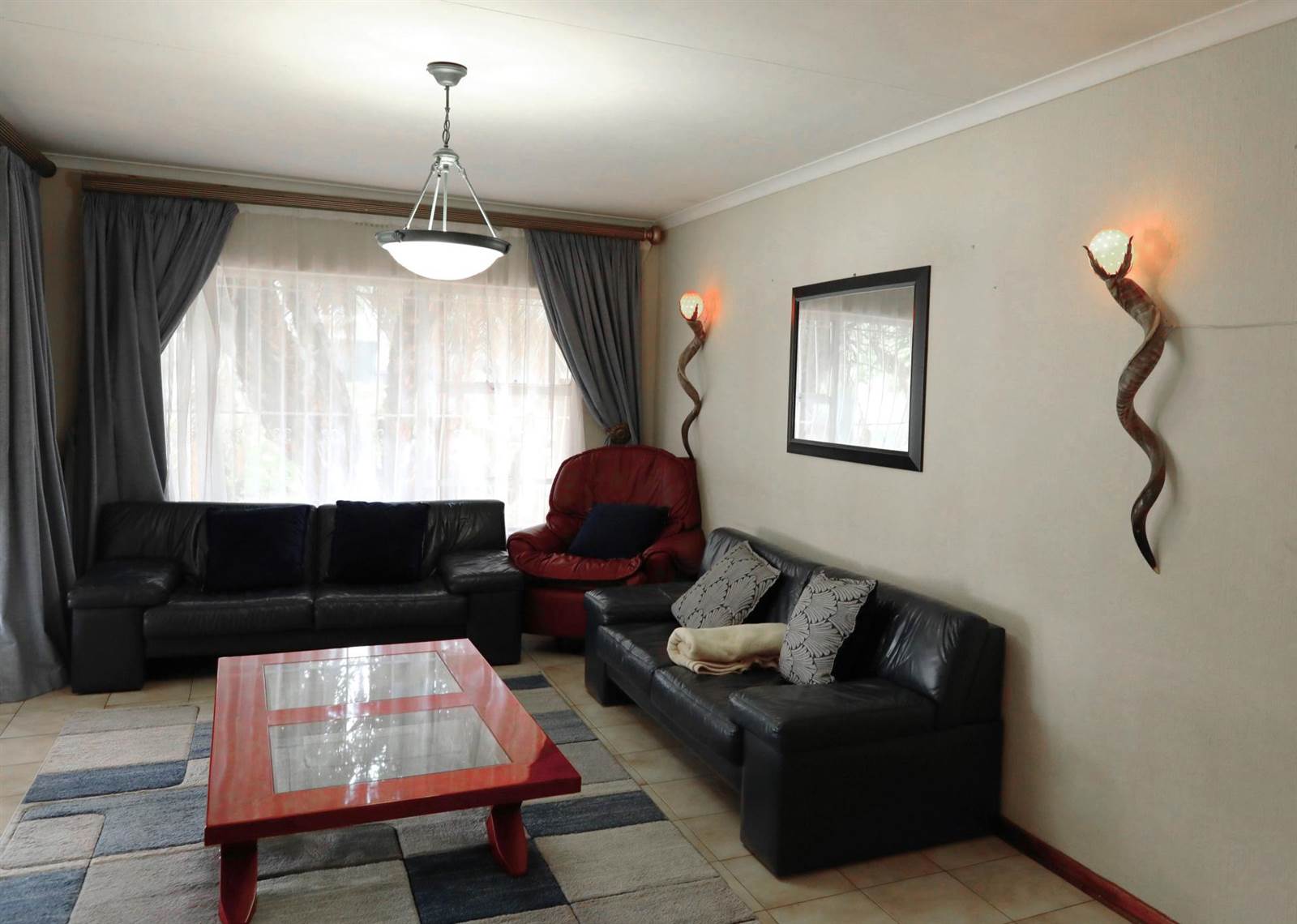 4 Bed House in Jukskei Park photo number 3