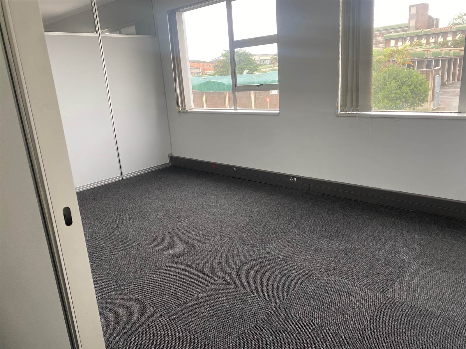 512  m² Industrial space in Pinetown Central photo number 1