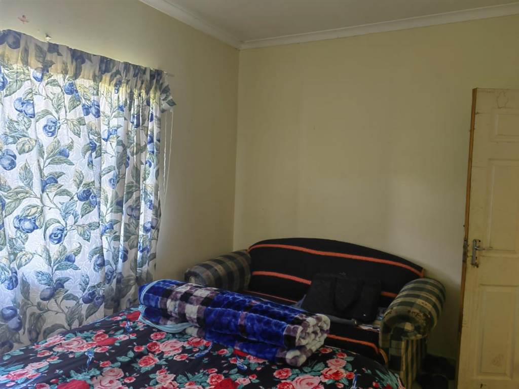 3 Bed House in Howick West photo number 12