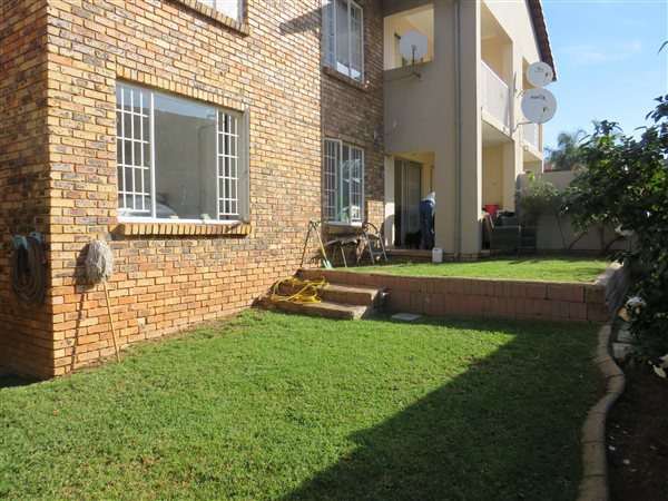 2 Bedroom Simplex 2 Bedroom Simplex