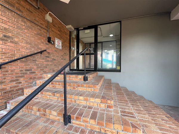 321 m² Commercial space 321 m² Commercial space