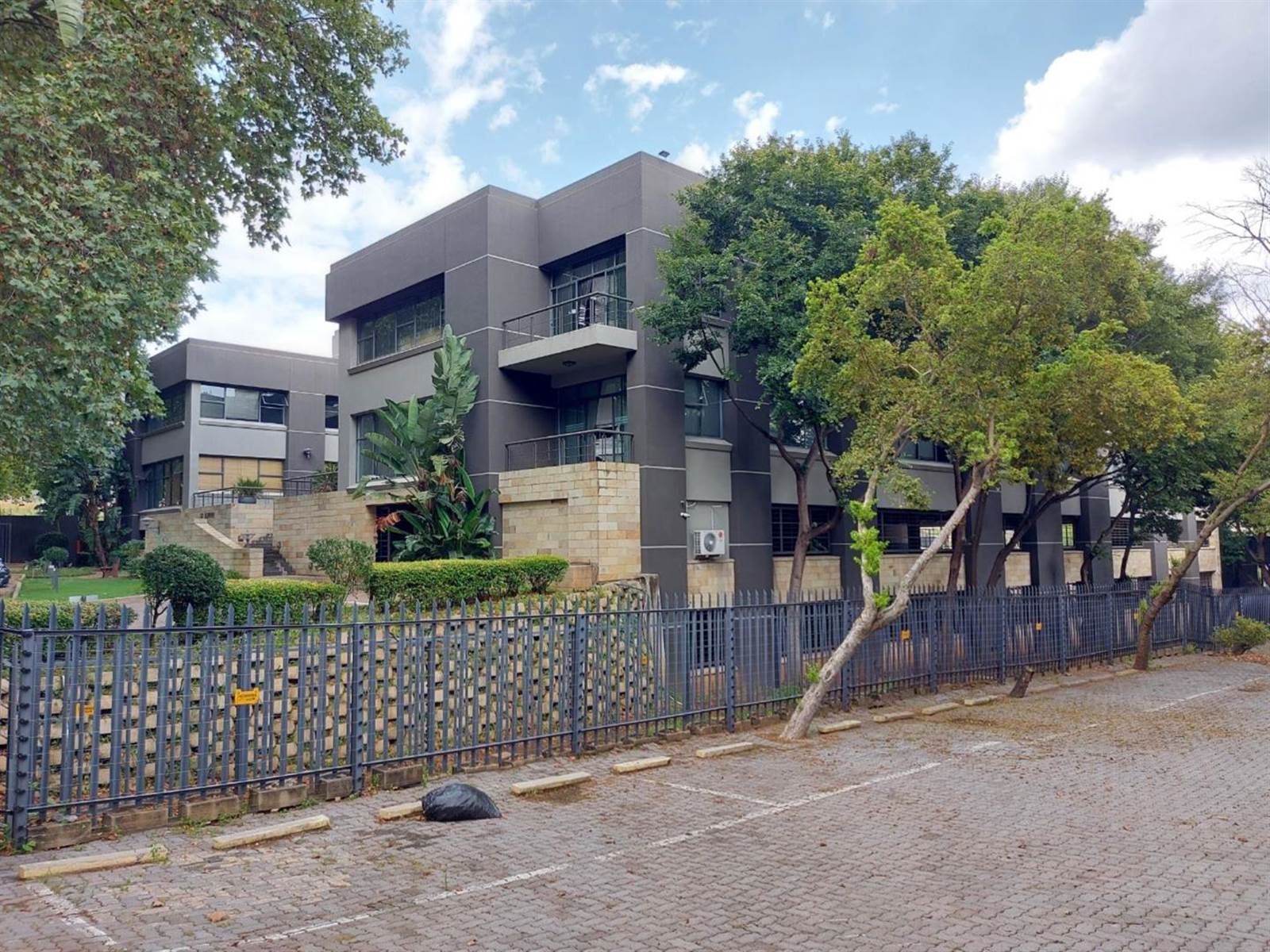 3500  m² Commercial space in Parktown photo number 16