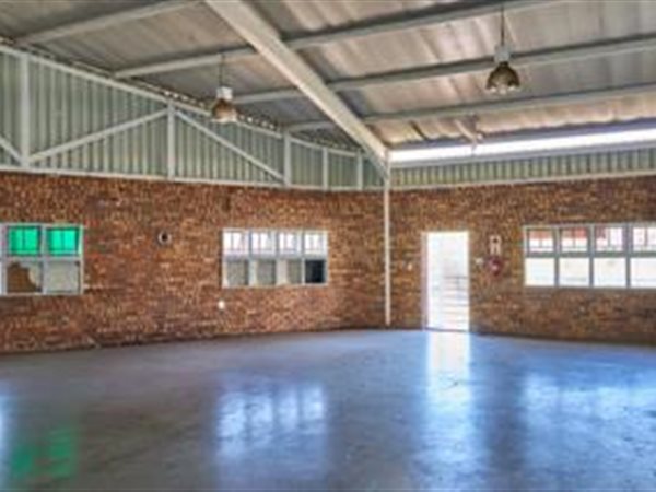 154  m² Industrial space in Nelspruit Central
