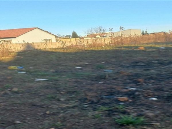 1123 m² Land available in Meyerton Park