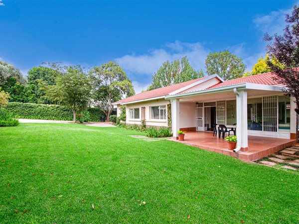 5 Bedroom House 5 Bedroom House